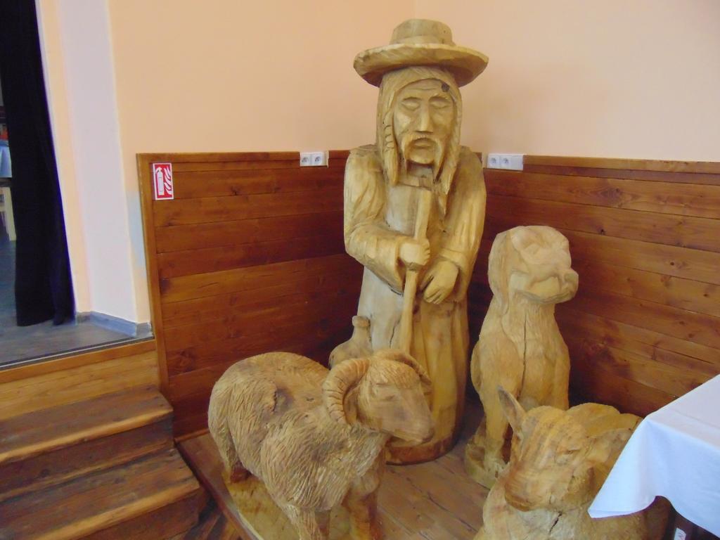 Penzion A Restaurace Na Salasi Hutisko Kültér fotó